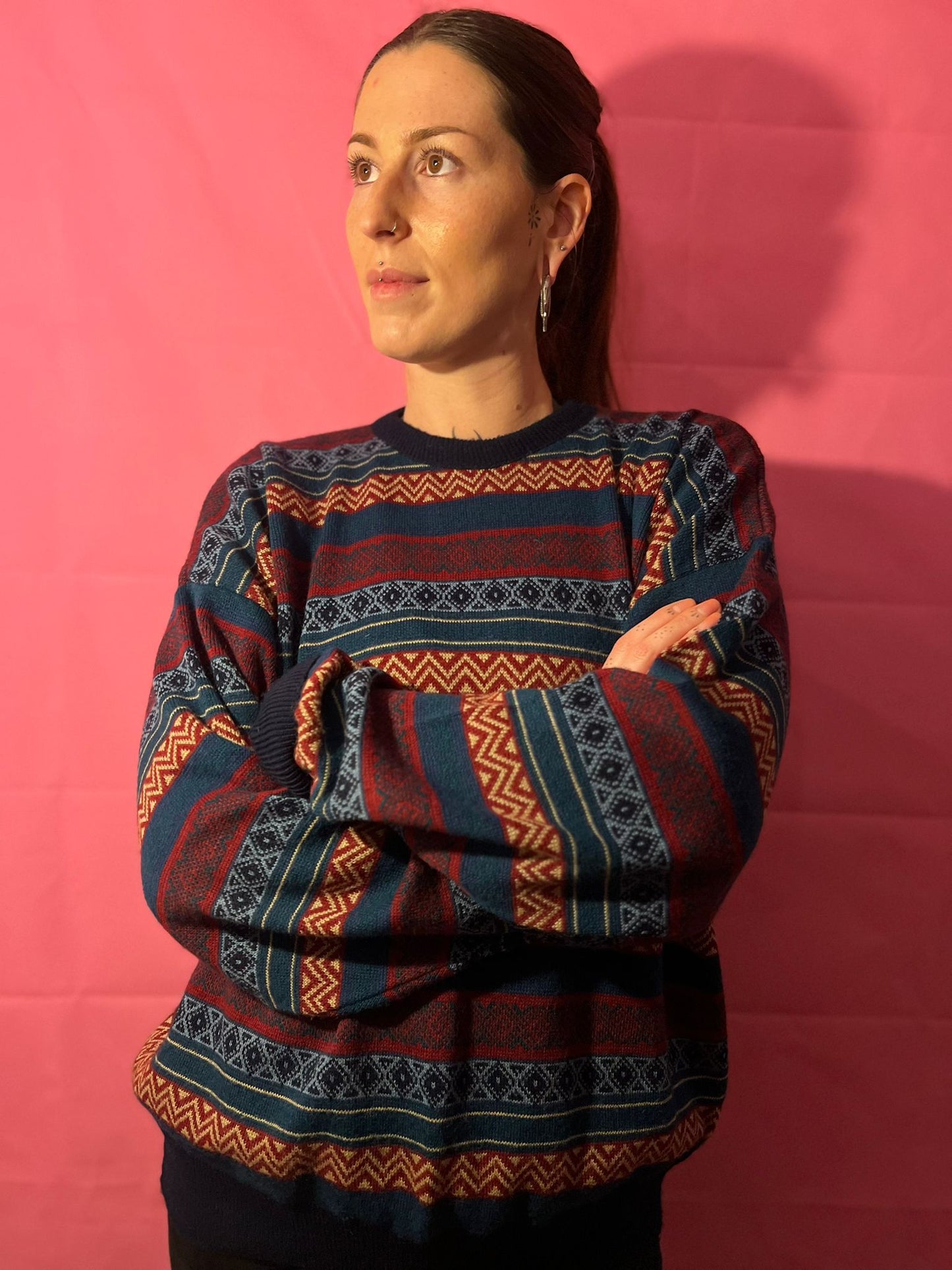 Pull Vintage Authentique – Motifs Rétro & Couleurs d’Époque