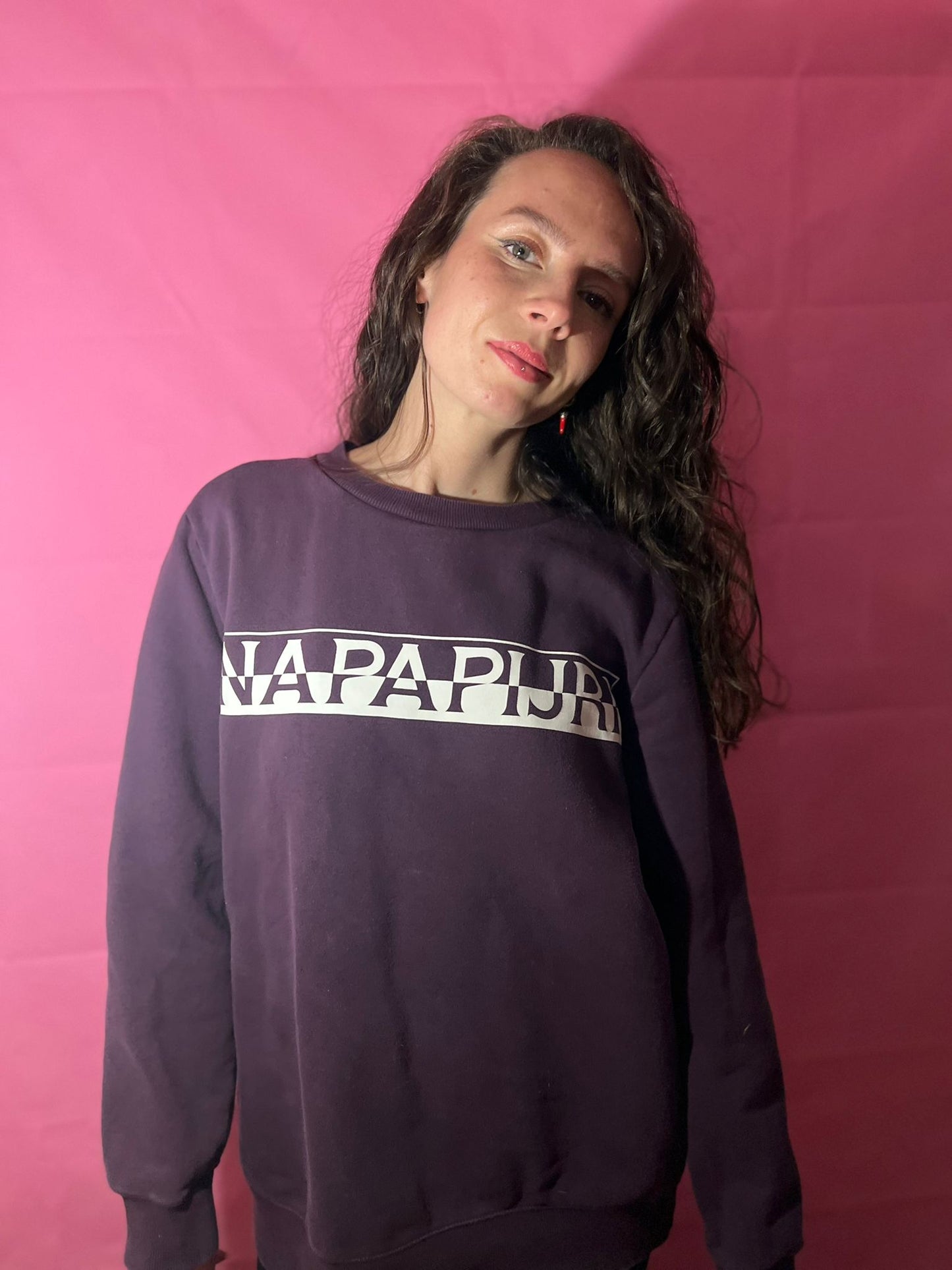 🟣 Pull Napapijri Violet – Alliance de Style et de Confort 🌍