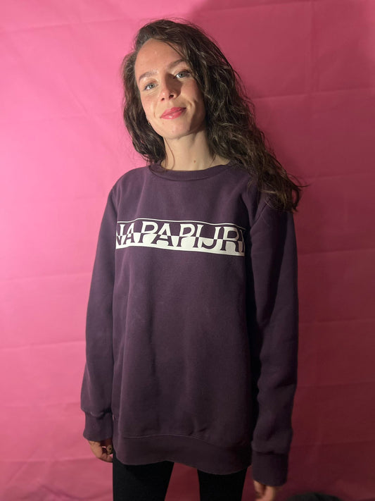 🟣 Pull Napapijri Violet – Alliance de Style et de Confort 🌍